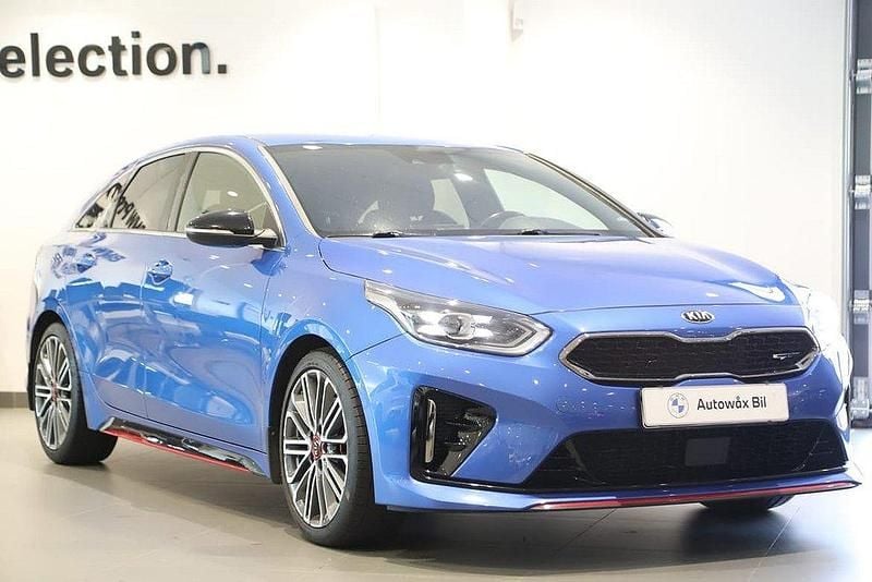 Blå Begagnad 2018 Kia Ceed GT Kombi | 185 000 kr (Bra pris) - Bild 1/3