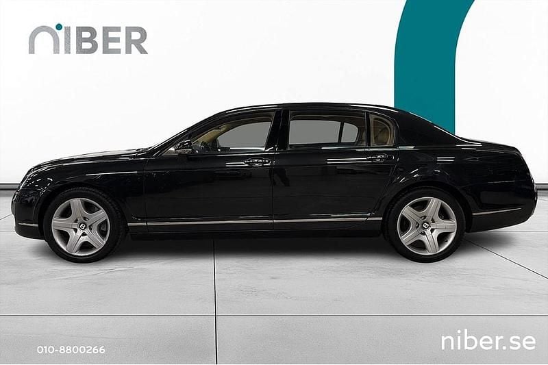 Begagnad Bentley Continental Flying Spur 561 HK (412 kW) 2005 Svart Sedan