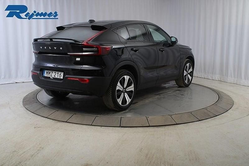 Begagnad Volvo C40 Core 169 kW (231 HK) 2022 Onyx svart metallic SUV