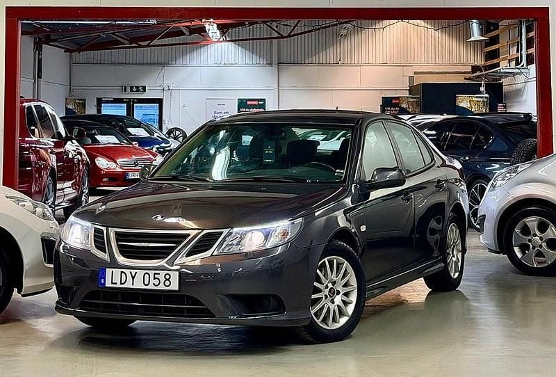 Begagnad Saab 9-3 Linear 160 HK (117 kW) 2010 Grå Sedan
