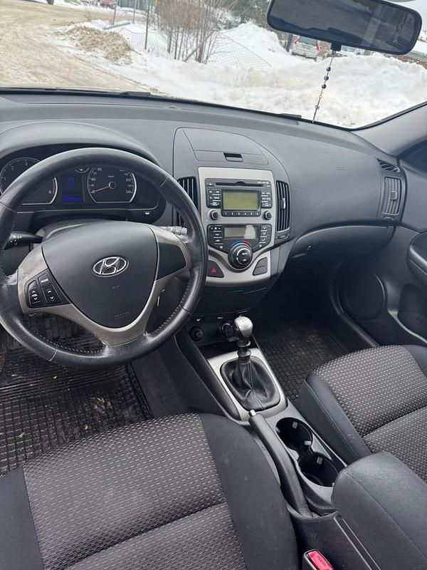 Begagnad Hyundai i30 90 HK (66 kW) 2009 Halvkombi