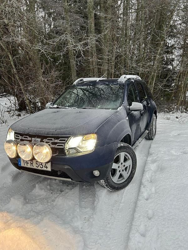 Blå Begagnad 2017 Dacia Duster SUV | 99 990 kr (Bra pris) - Bild 1/4
