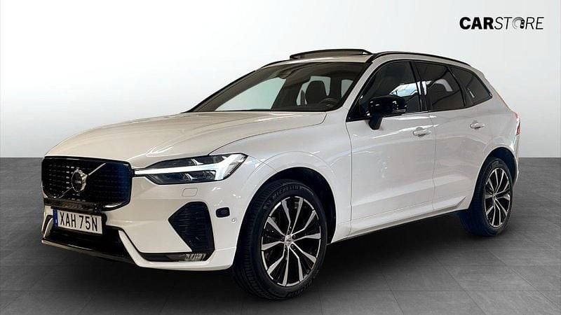 Vit (white) Begagnad 2023 Volvo XC60 Ultimate SUV | 489 900 kr (Marknadspris) - Bild 1/4