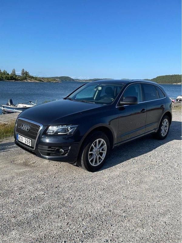 Blå Begagnad 2012 Audi Q5 Design SUV | 79 500 kr (Bra pris) - Bild 1/4