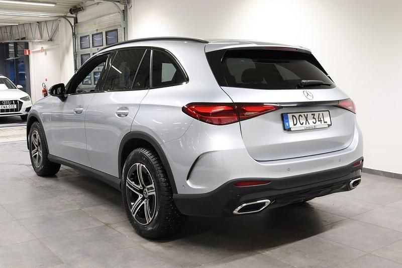Begagnad Mercedes GLC220 AMG line 197 HK (144 kW) 2025 Silver SUV