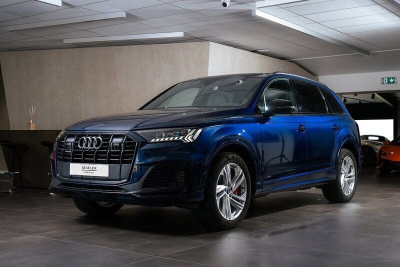 Blå Begagnad 2023 Audi Q7 S-Line SUV | 749 000 kr (Bra pris) - Bild 1/4