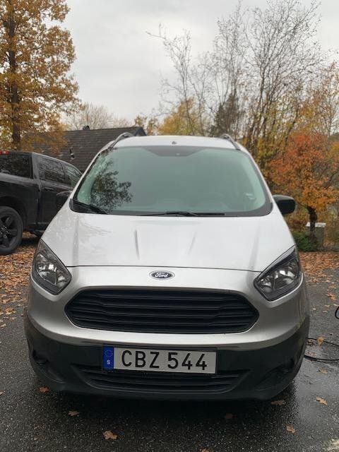 Grå Begagnad 2016 Ford Transit | 69 000 kr (Marknadspris) - Bild 1/4