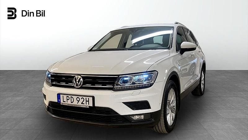 Vit Begagnad 2019 VW Tiguan SUV | 224 900 kr (Bra pris) - Bild 1/4