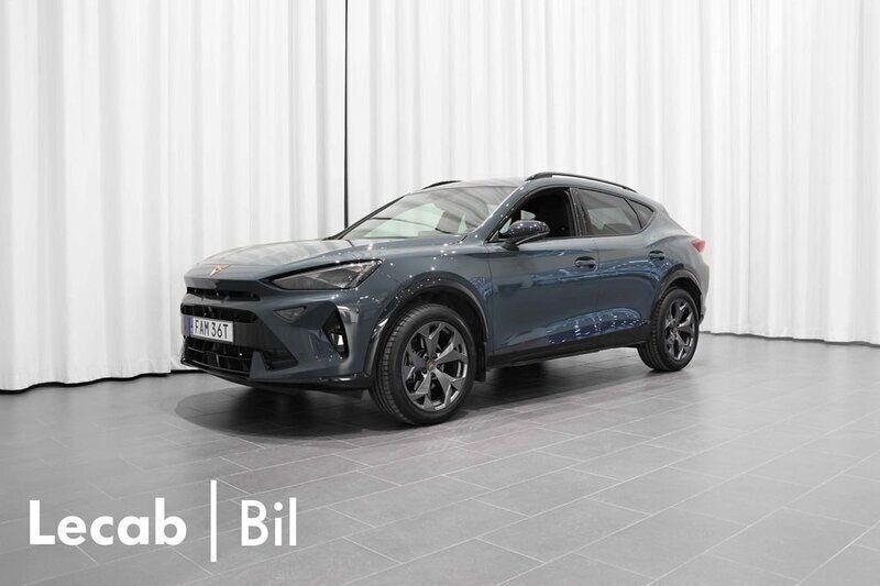 Blå (fiord blue) Begagnad 2025 Cupra Formentor SUV | 339 500 kr (Lite dyr) - Bild 1/4