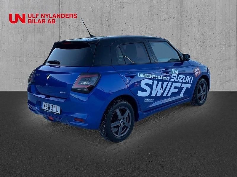 Begagnad Suzuki Swift 83 HK (61 kW) 2024 Blå Halvkombi