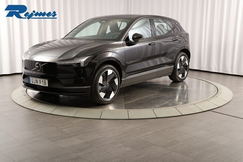 Svart (onyx black metallic) Ny 2024 Volvo EX30 Performance SUV | 539 900 kr (Marknadspris) - Bild 1/4