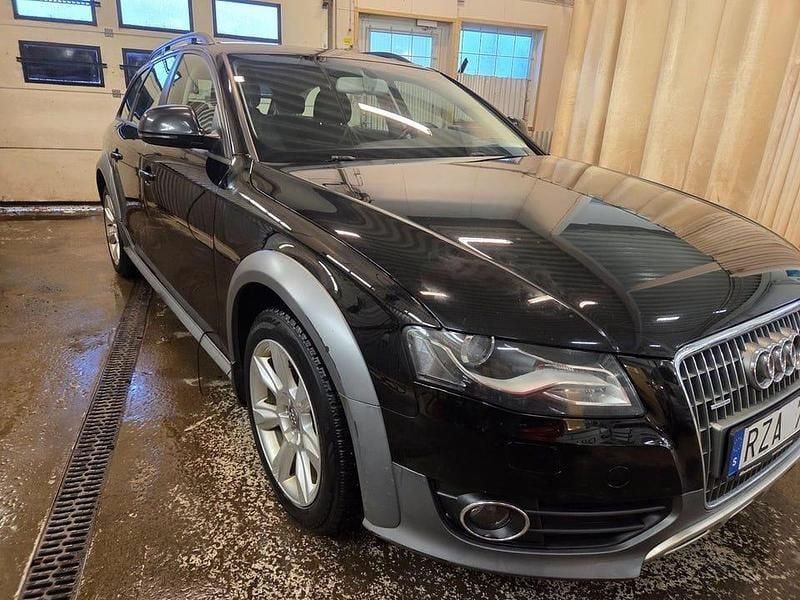 Svart Begagnad 2011 Audi A4 Allroad Kombi | 79 900 kr (Marknadspris) - Bild 1/4