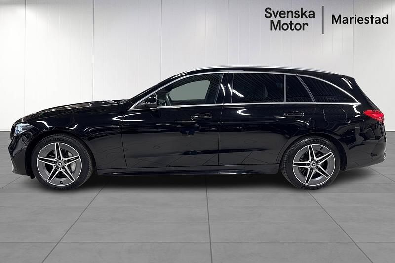 Begagnad Mercedes C300e AMG 313 HK (230 kW) 2022 Svart Kombi