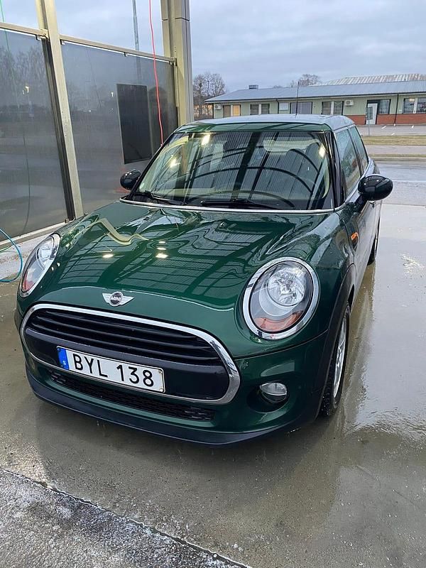 Begagnad 2016 Mini ONE Halvkombi | 105 000 kr (Superpris) - Bild 1/3