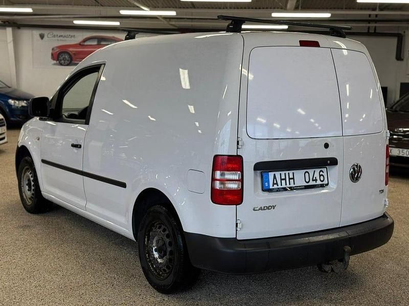 Begagnad VW Caddy 75 HK (55 kW) 2014 Vit Minibuss