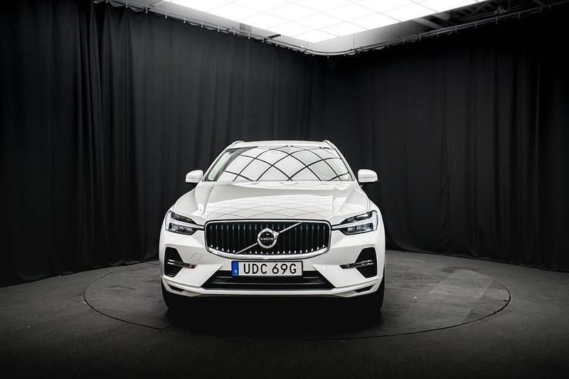 Begagnad Volvo XC60 197 HK (144 kW) 2021 Vit SUV