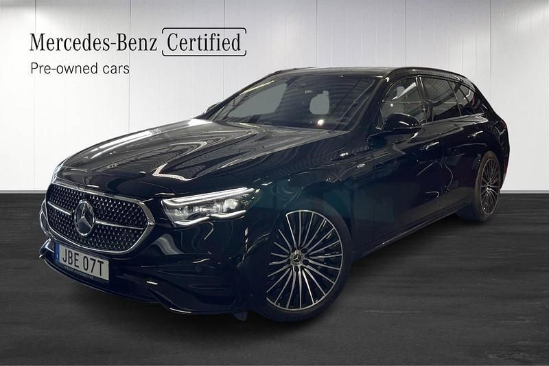 Begagnad 2025 Mercedes E300 AMG line Kombi | 718 900 kr (Marknadspris) - Bild 1/4