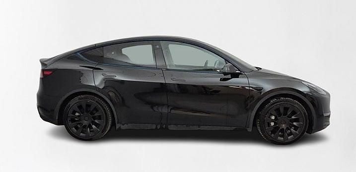 Svart Begagnad 2023 Tesla Model Y Long Range AWD SUV | 387 500 kr (Bra pris) - Bild 1/4