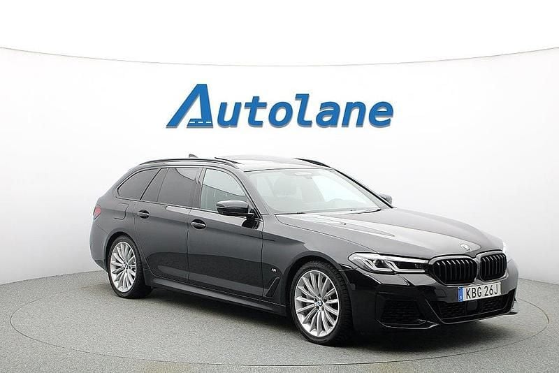 Begagnad BMW 530 M Sport 286 HK (210 kW) 2023 Svart Kombi