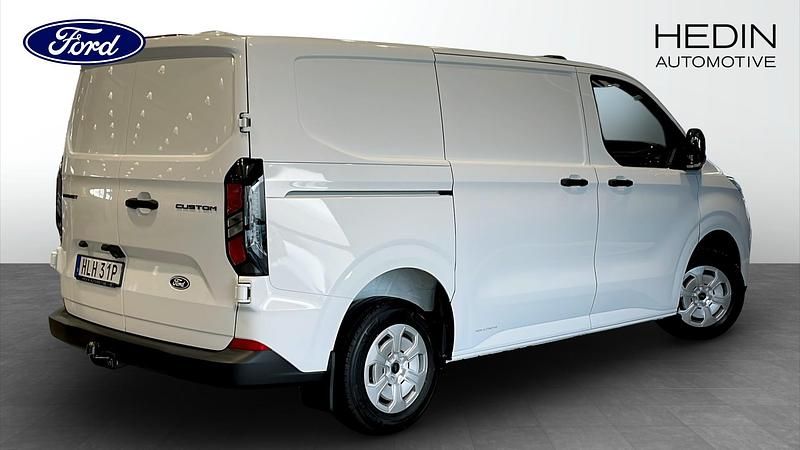 Ny Ford Transit Custom 2026 Vit Sedan