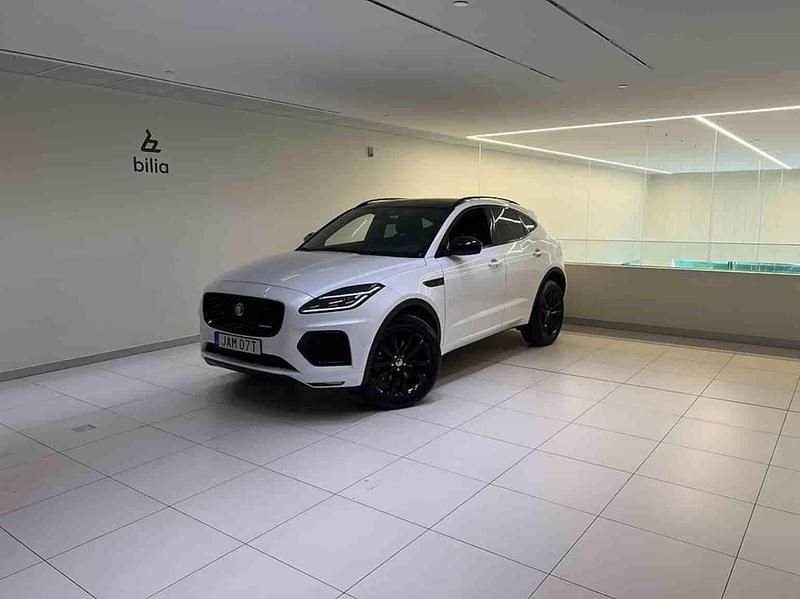 Vit Begagnad 2024 Jaguar E-Pace SUV | 599 000 kr - Bild 1/1