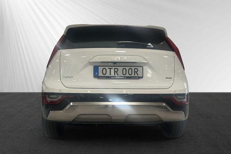 Begagnad Kia Niro 185 HK (136 kW) 2022 Vit SUV