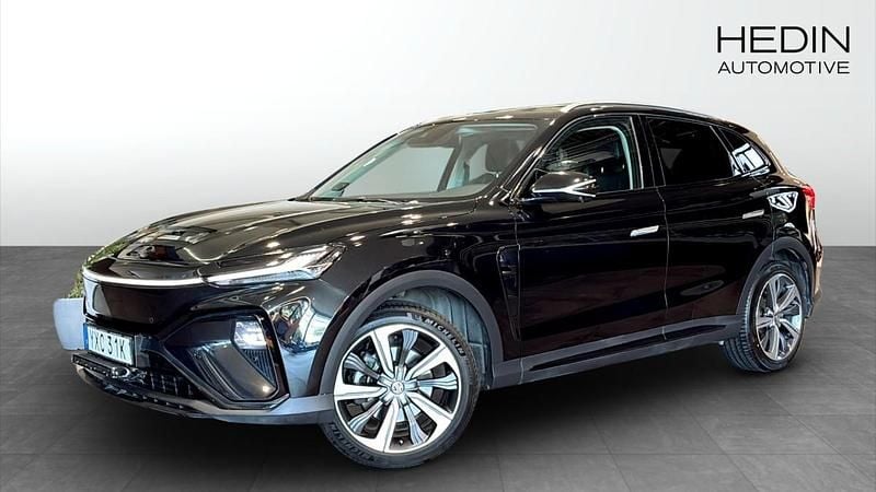 Svart (black) Begagnad 2021 MG Marvel R Performance SUV | 279 900 kr (Superpris) - Bild 1/4