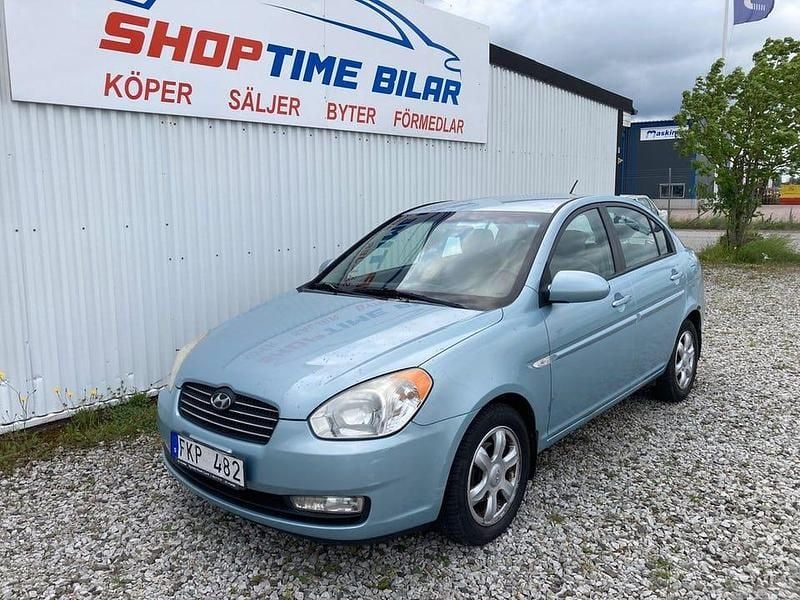 Blå Begagnad 2007 Hyundai Accent Sedan | 19 900 kr - Bild 1/4