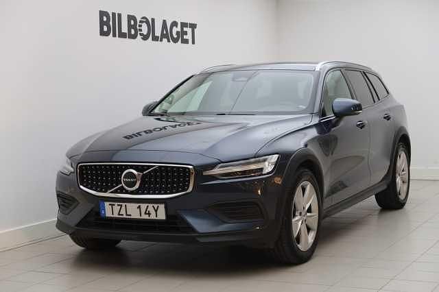 Begagnad 2024 Volvo V60 Kombi | 384 800 kr (Marknadspris) - Bild 1/4