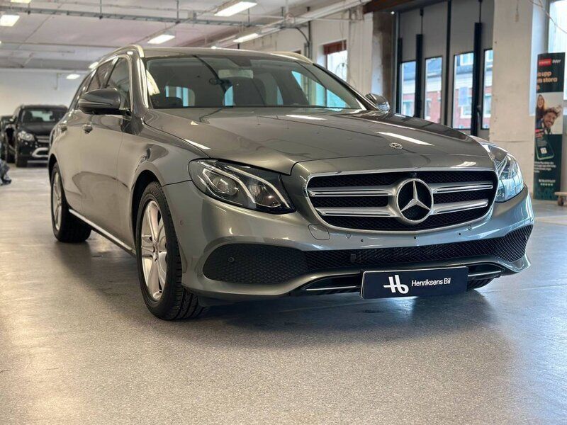 Begagnad Mercedes E220 195 HK (143 kW) 2017 Grå Kombi