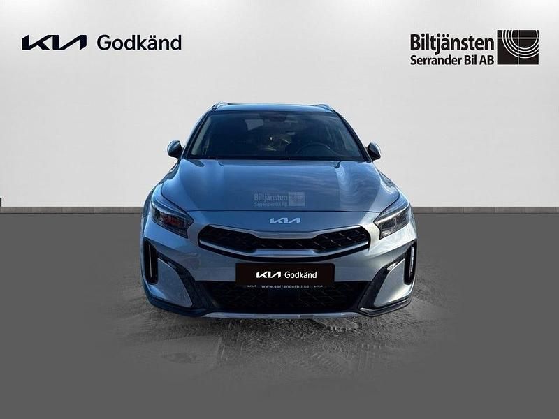 Begagnad Kia XCeed 141 HK (103 kW) 2022 Grå SUV