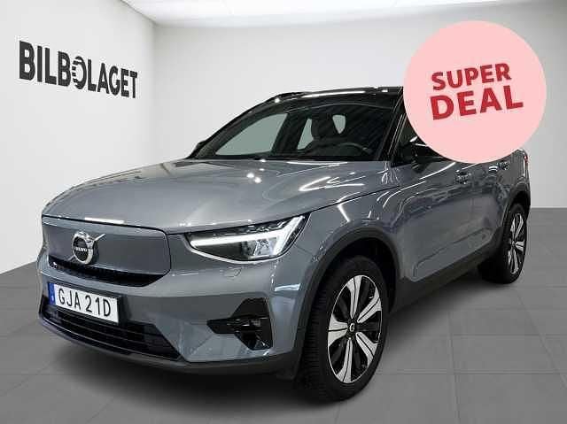 Grå Begagnad 2023 Volvo XC40 Plus SUV | 349 500 kr (Superpris) - Bild 1/4