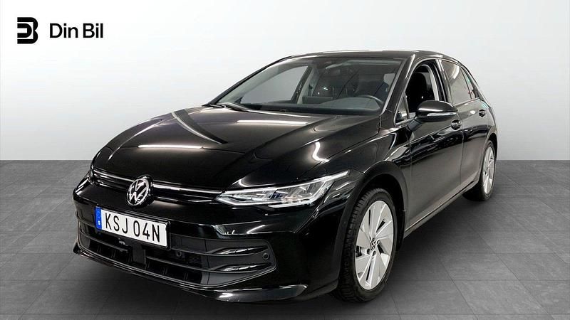 Svart Begagnad 2025 VW Golf VIII Life Kombi | 304 900 kr (Bra pris) - Bild 1/4