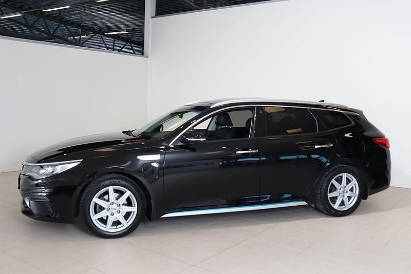 Begagnad Kia Optima Advance 205 HK (150 kW) 2019 Svart Kombi