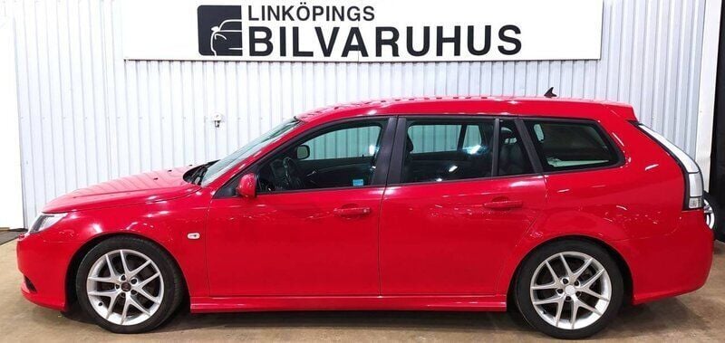 Röd Begagnad 2010 Saab 9-3 Kombi | 79 900 kr - Bild 1/4