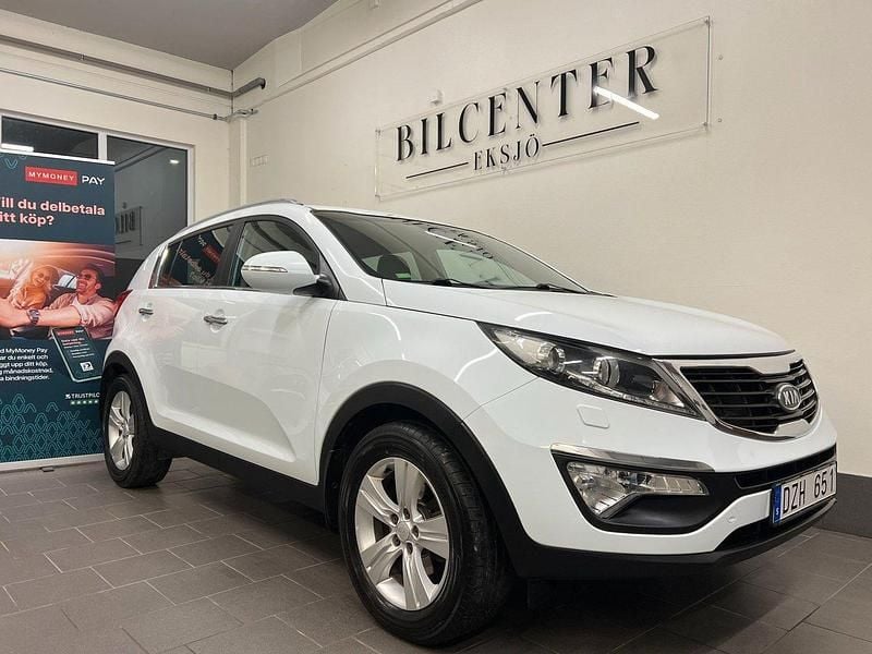 Vit Begagnad 2011 Kia Sportage EX SUV | 71 900 kr (Marknadspris) - Bild 1/4