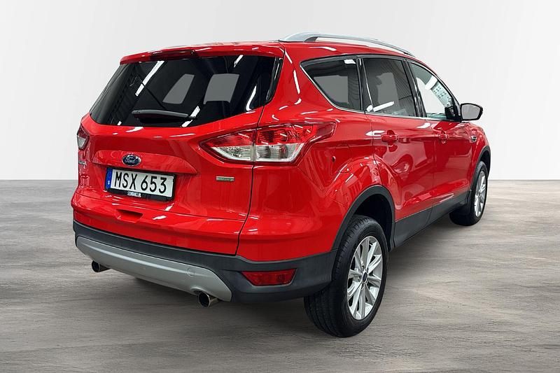 Begagnad Ford Kuga 151 HK (111 kW) 2015 Röd SUV