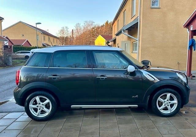 Begagnad 2016 Mini Cooper D Countryman SUV | 128 000 kr (Marknadspris) - Bild 1/4