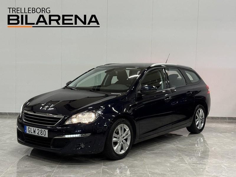 Mörkblå (blå) Begagnad 2016 Peugeot 308 Active Kombi | 89 900 kr (Bra pris) - Bild 1/4