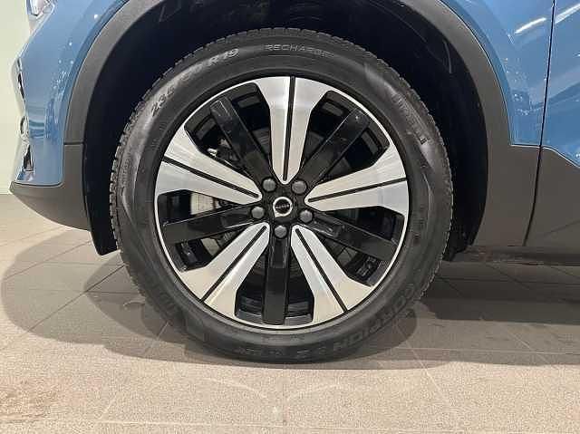 Begagnad Volvo XC40 Single Motor 185 kW (252 HK) 2023 Blå SUV