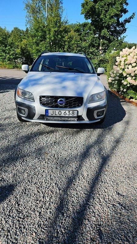 Vit Begagnad 2008 Volvo XC70 Summum SUV | 80 000 kr (Bra pris) - Bild 1/4