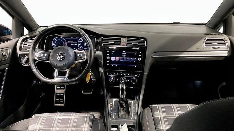 Begagnad VW Golf VII GTD 184 HK (135 kW) 2018 Blå Halvkombi