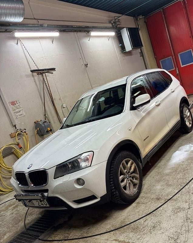 Begagnad BMW X3 184 HK (135 kW) 2012 SUV