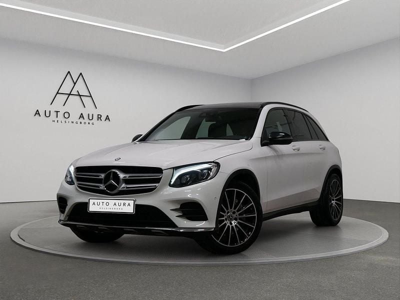 Vit Begagnad 2016 Mercedes GLC250 AMG SUV | 289 000 kr (Lite dyr) - Bild 1/4