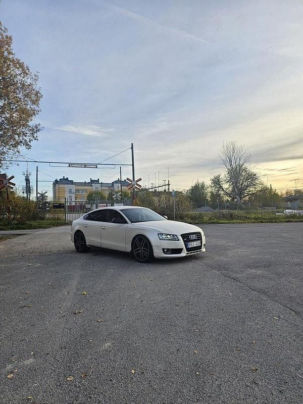 Vit Begagnad 2012 Audi S5 Sportback Halvkombi | 169 000 kr (Superpris) - Bild 1/4