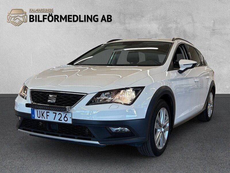 Vit Begagnad 2018 Seat Leon X-Perience Kombi | 139 800 kr (Lite dyr) - Bild 1/4