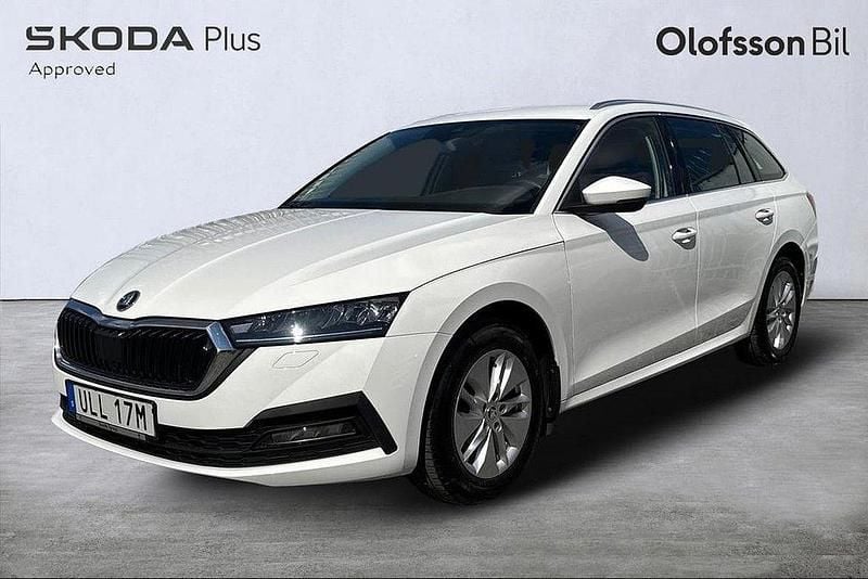 Vit Begagnad 2021 Skoda Octavia Kombi | 254 900 kr (Marknadspris) - Bild 1/4