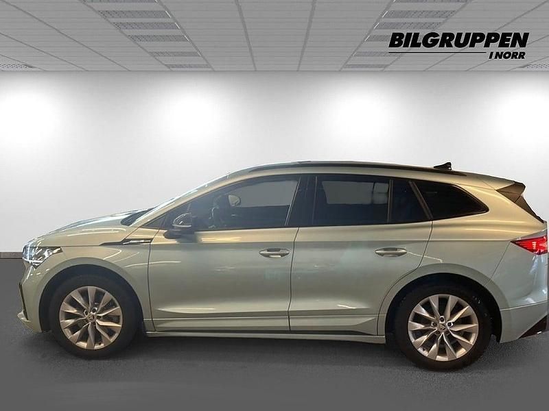 Begagnad Skoda Enyaq iV SportLine 194 kW (265 HK) 2022 Silver SUV