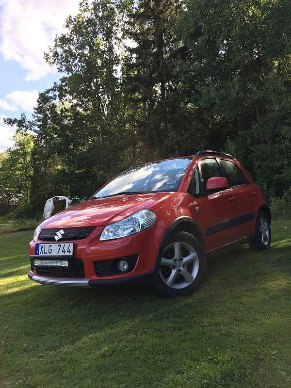 Begagnad 2007 Suzuki SX4 Halvkombi | 37 000 kr (Marknadspris) - Bild 1/3