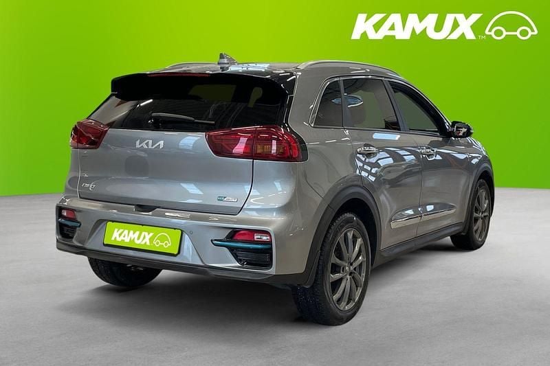 Begagnad Kia e-Niro Advance 150 kW (204 HK) 2022 Silver/grå SUV